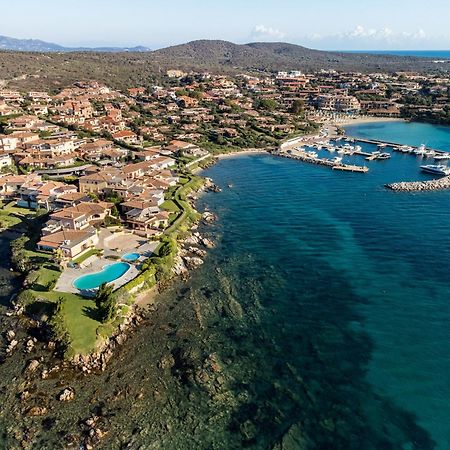 S'Abba Seafront Apartments - Your House In Sardinia Голфо Аранчи Екстериор снимка