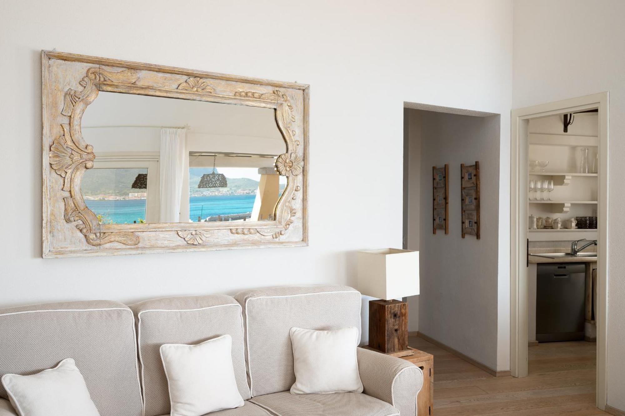 S'Abba Seafront Apartments - Your House In Sardinia Голфо Аранчи Екстериор снимка