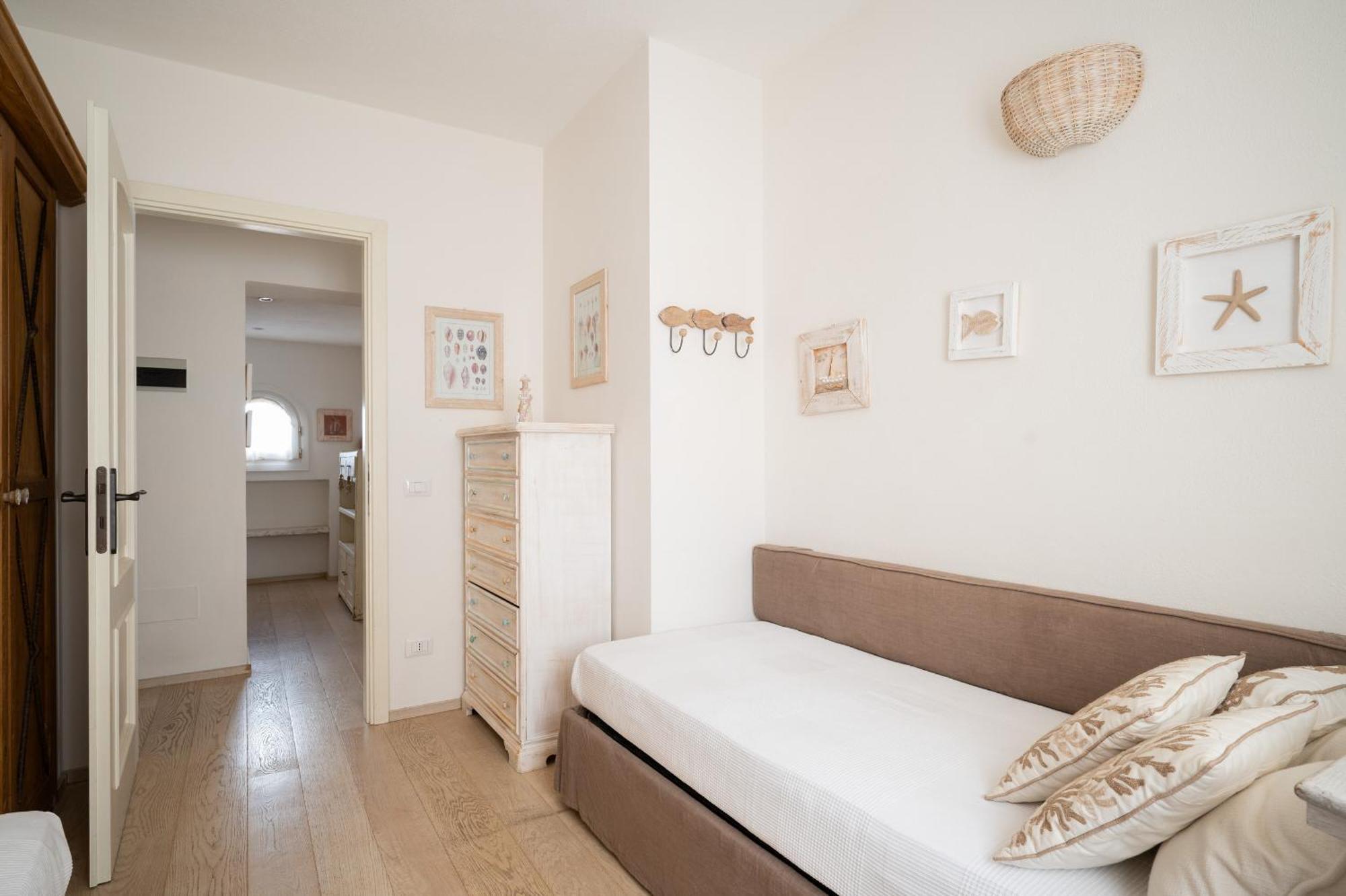 S'Abba Seafront Apartments - Your House In Sardinia Голфо Аранчи Екстериор снимка